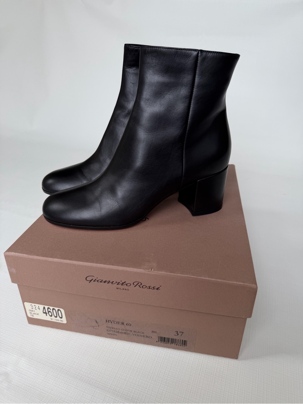 Gianvito Rossi Hyper 60 Black Leather Ankle Boots. Size 37